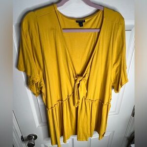 Torrid Yellow Tie-Front Blouse size 4X